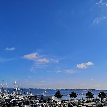 Sunny Seaside Apartment คีล ภายนอก รูปภาพ